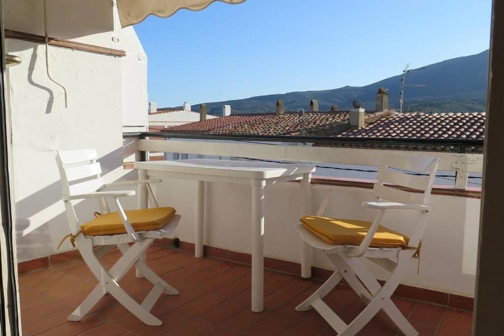 SAGUARDA - Apartamento luminoso con terraza Cadaqués Exterior foto